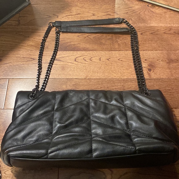 YSL - Lou Lou - Picture 4 of 12